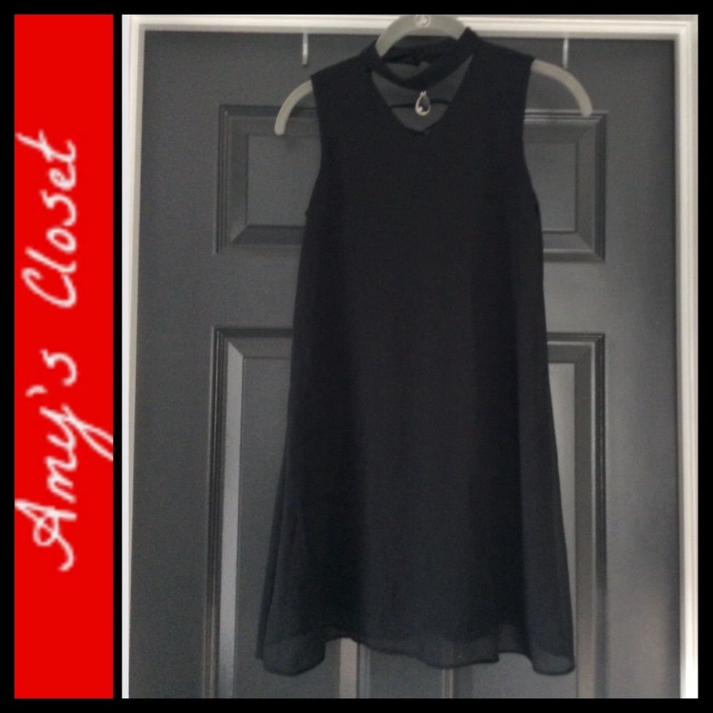 Amy’s Closet Girl’s Keyhole Black Holiday Dress